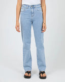 Mila Comfort Straight Jean