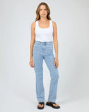 Mila Comfort Straight Jean
