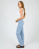 Mila Comfort Straight Jean