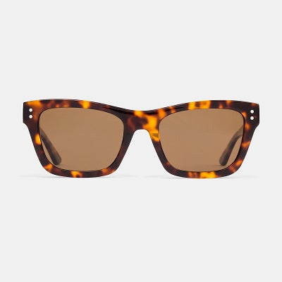 The SITO Break Of Dawn Honey Tort/Brown/Polarised Sunglasses are there to take you where you need to go. Made from a plant based acetate frame, CR39 lenses, 100% UV Protection and sustainable packaging.
